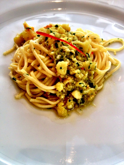Spaghettinni com Lagostim. Foto Senhora Mesa todos os direitos reservados.